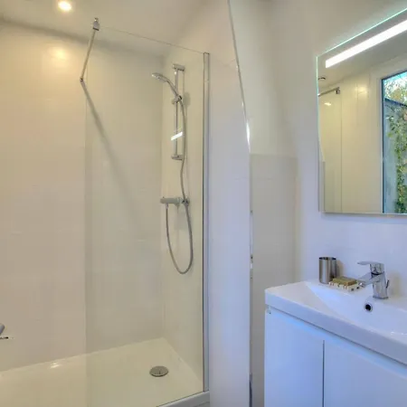 Elegant And Comfortable In 17th Arrondissement Appartamento Parigi